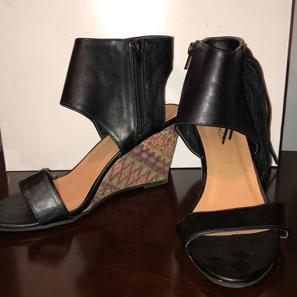 Rampage fringe wedge sandals